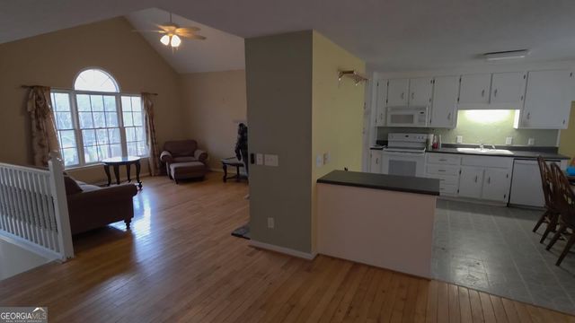 2240 Mills Wood Run, Canton, GA 30114