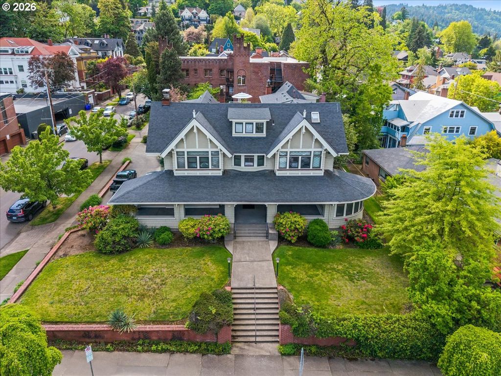1111 Nw 25TH Ave 1, Portland, OR 97210