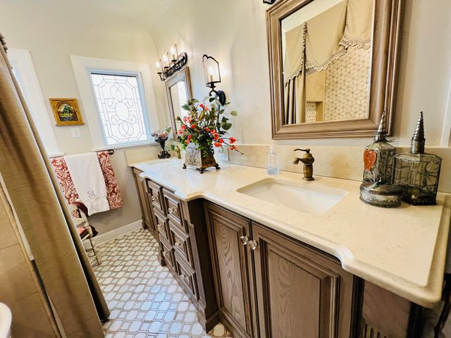 1005 E BALTIMORE Drive, El Paso, TX 79902