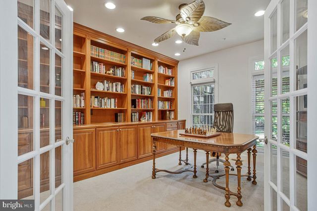 27 HUNTING CT, Edgewater, MD 21037