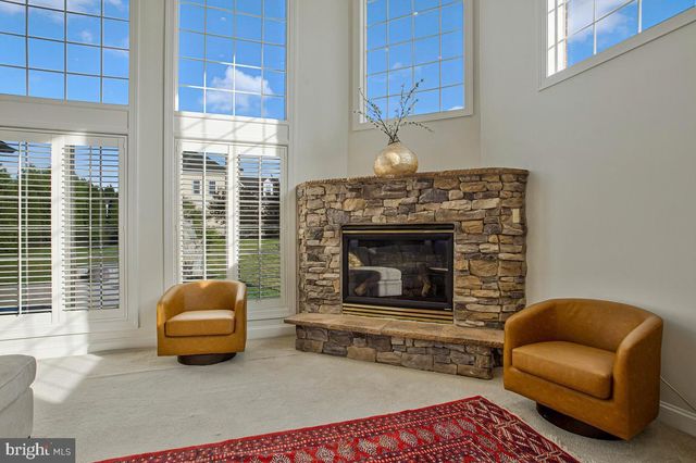 27 HUNTING CT, Edgewater, MD 21037