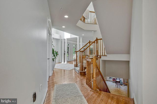 27 HUNTING CT, Edgewater, MD 21037