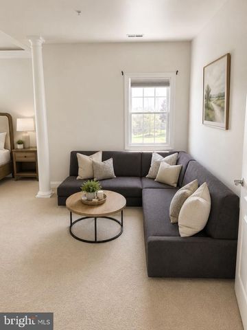 27 HUNTING CT, Edgewater, MD 21037