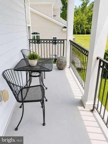 27 HUNTING CT, Edgewater, MD 21037