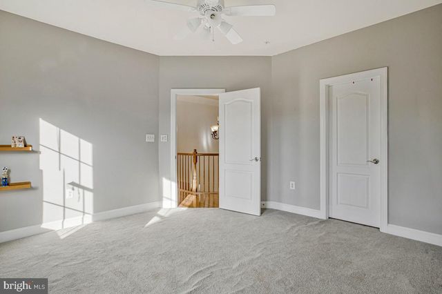 27 HUNTING CT, Edgewater, MD 21037