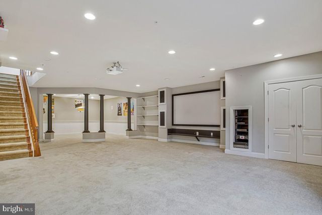 27 HUNTING CT, Edgewater, MD 21037