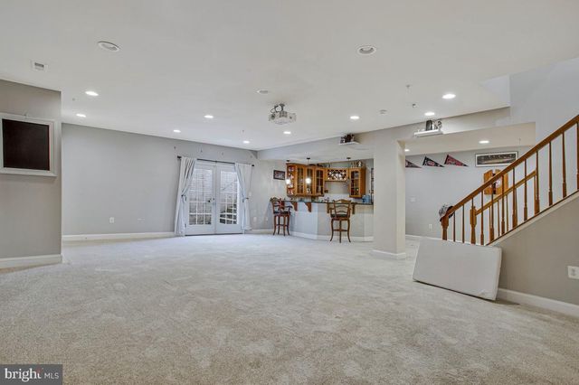 27 HUNTING CT, Edgewater, MD 21037