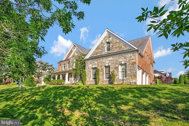 27 HUNTING CT, Edgewater, MD 21037