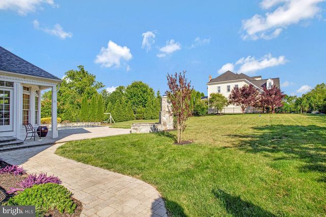 27 HUNTING CT, Edgewater, MD 21037