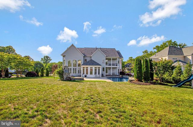 27 HUNTING CT, Edgewater, MD 21037