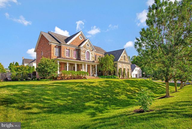 27 HUNTING CT, Edgewater, MD 21037