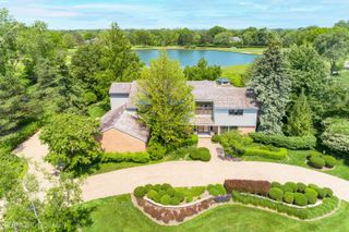 1242 Antietam Drive, Long Grove, IL 60047