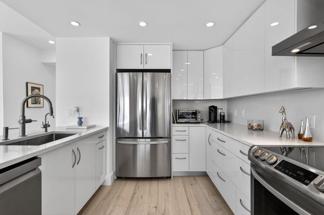 1000 Lowry Street 6j, Delray Beach, FL 33483