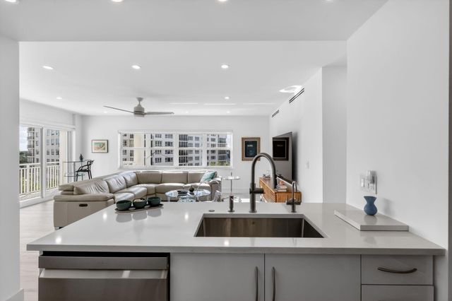 1000 Lowry Street 6j, Delray Beach, FL 33483