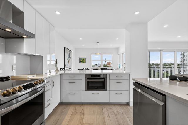 1000 Lowry Street 6j, Delray Beach, FL 33483