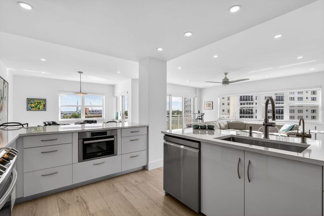 1000 Lowry Street 6j, Delray Beach, FL 33483