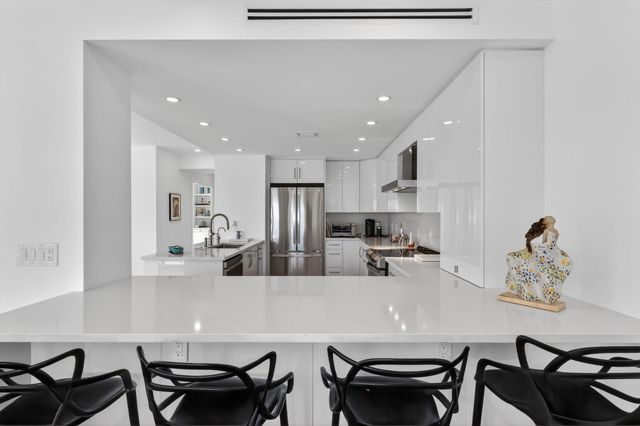 1000 Lowry Street 6j, Delray Beach, FL 33483