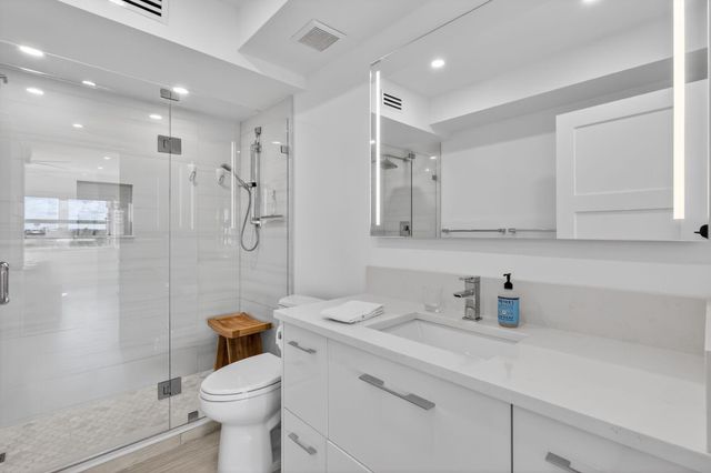 1000 Lowry Street 6j, Delray Beach, FL 33483