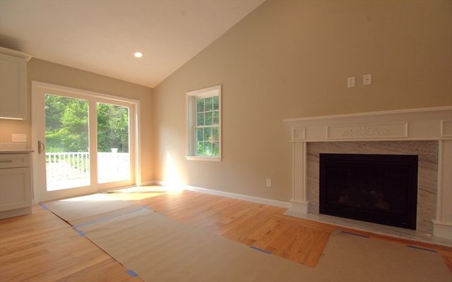 95 A.F. Putnam, Charlton, MA 01507