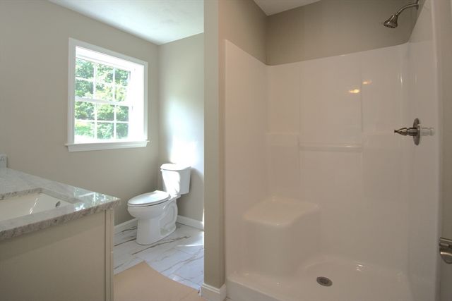 95 A.F. Putnam, Charlton, MA 01507