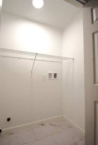95 A.F. Putnam, Charlton, MA 01507