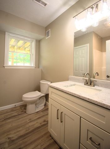 95 A.F. Putnam, Charlton, MA 01507