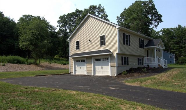 95 A.F. Putnam, Charlton, MA 01507