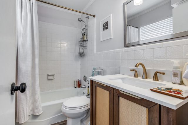 11123 Paddock Circle, Dallas, TX 75238