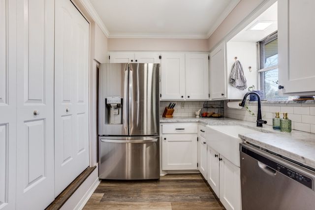 11123 Paddock Circle, Dallas, TX 75238