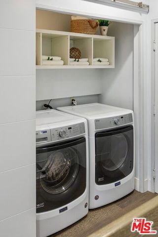 120 S Crescent Drive 304, Beverly Hills, CA 90212