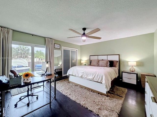 10375 Rue Vendome 4C, Pembroke Pines, FL 33026