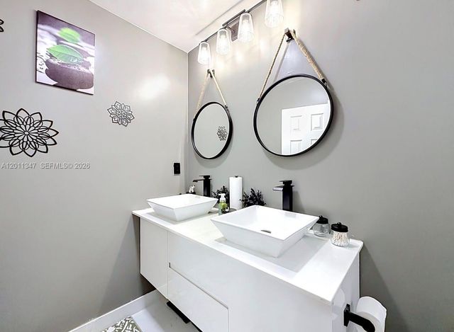 10375 Rue Vendome 4C, Pembroke Pines, FL 33026