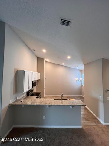 3930 Playa Del Sol Drive 204, Rockledge, FL 32955