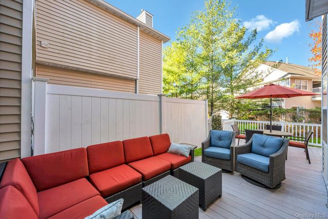 56 Snowdance Lane, Nesconset, NY 11787