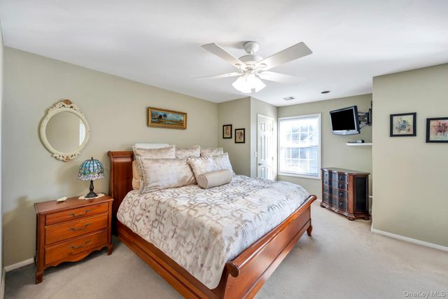 56 Snowdance Lane, Nesconset, NY 11787