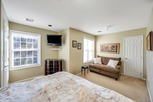 56 Snowdance Lane, Nesconset, NY 11787