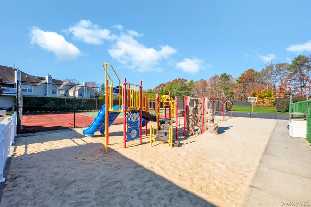 56 Snowdance Lane, Nesconset, NY 11787