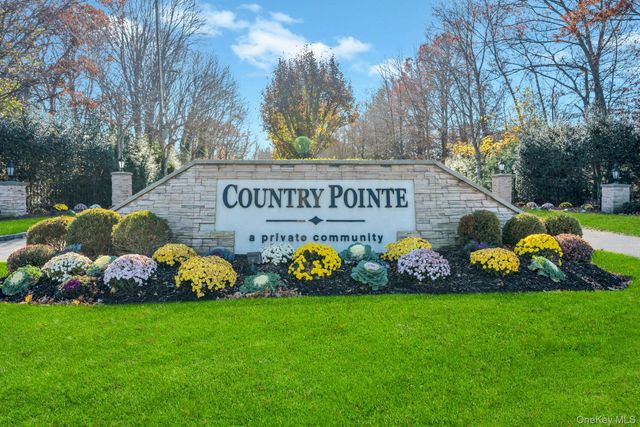 56 Snowdance Lane, Nesconset, NY 11787