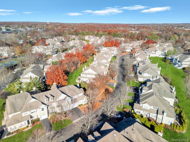 56 Snowdance Lane, Nesconset, NY 11787