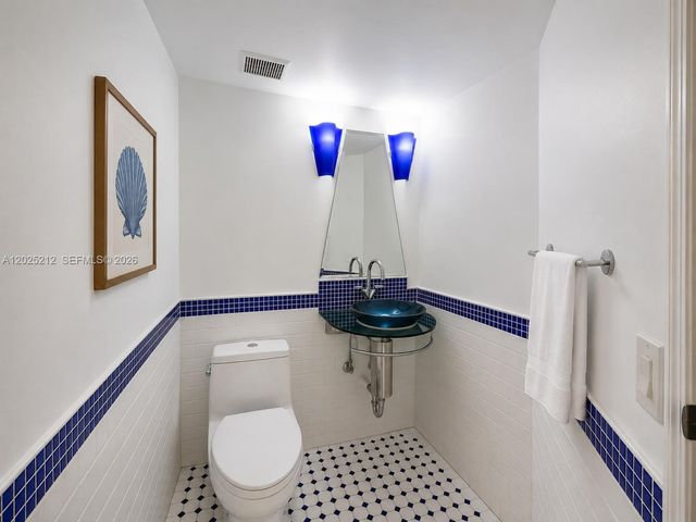 12364 SW 94th Ter, Miami, FL 33186