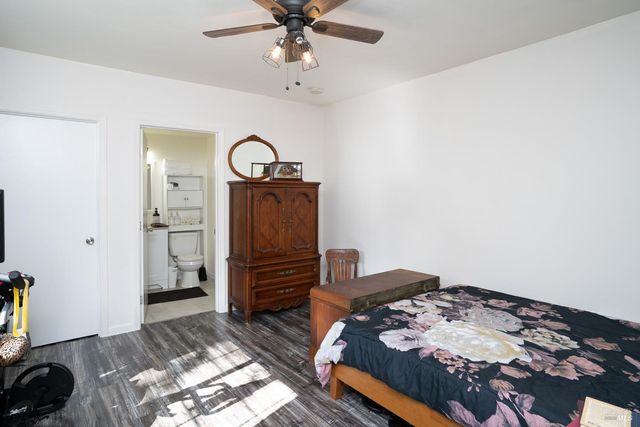 1081 Arroyo Grande Dr, Napa, CA 94558