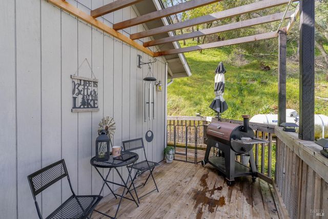 1081 Arroyo Grande Dr, Napa, CA 94558