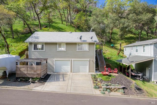 1081 Arroyo Grande Dr, Napa, CA 94558
