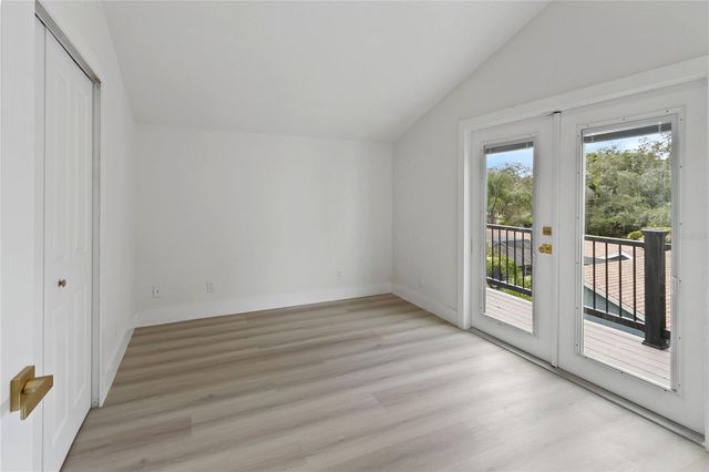 3232 W OAKELLAR AVENUE, Tampa, FL 33611
