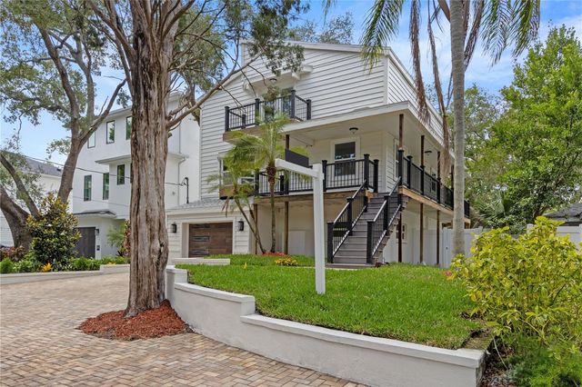 3232 W OAKELLAR AVENUE, Tampa, FL 33611
