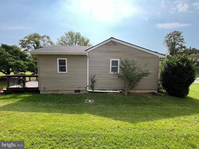 30 ELM ST, Harpers Ferry, WV 25425