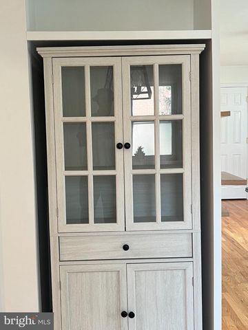 30 ELM ST, Harpers Ferry, WV 25425