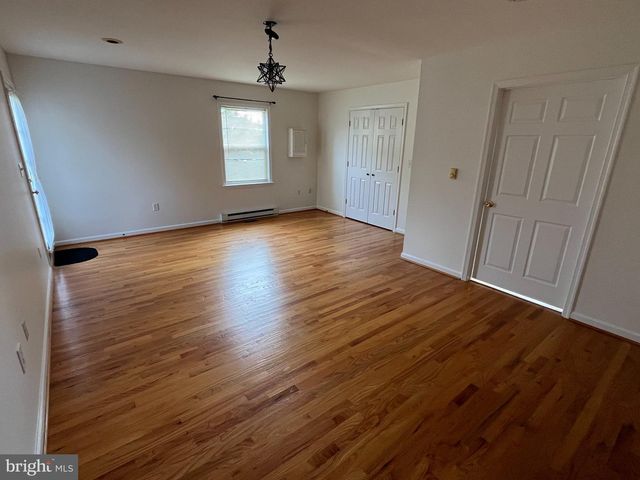 30 ELM ST, Harpers Ferry, WV 25425