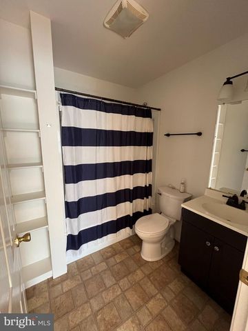 30 ELM ST, Harpers Ferry, WV 25425