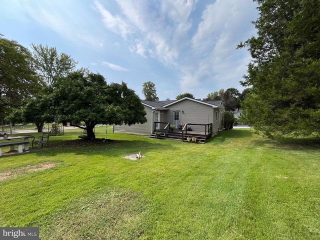30 ELM ST, Harpers Ferry, WV 25425